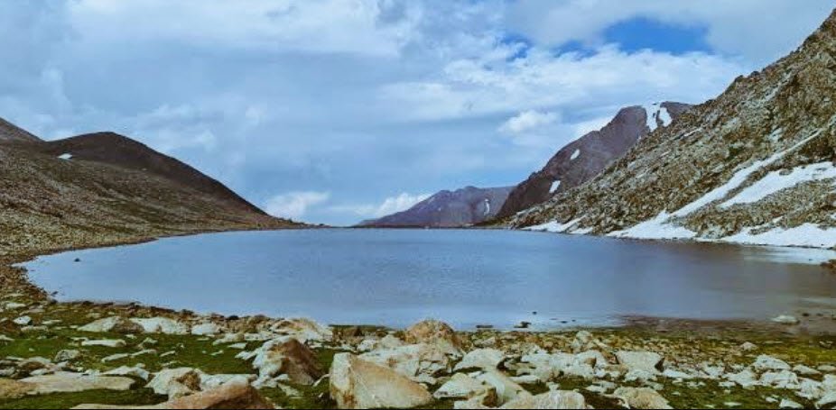 Nandan Sar Lake